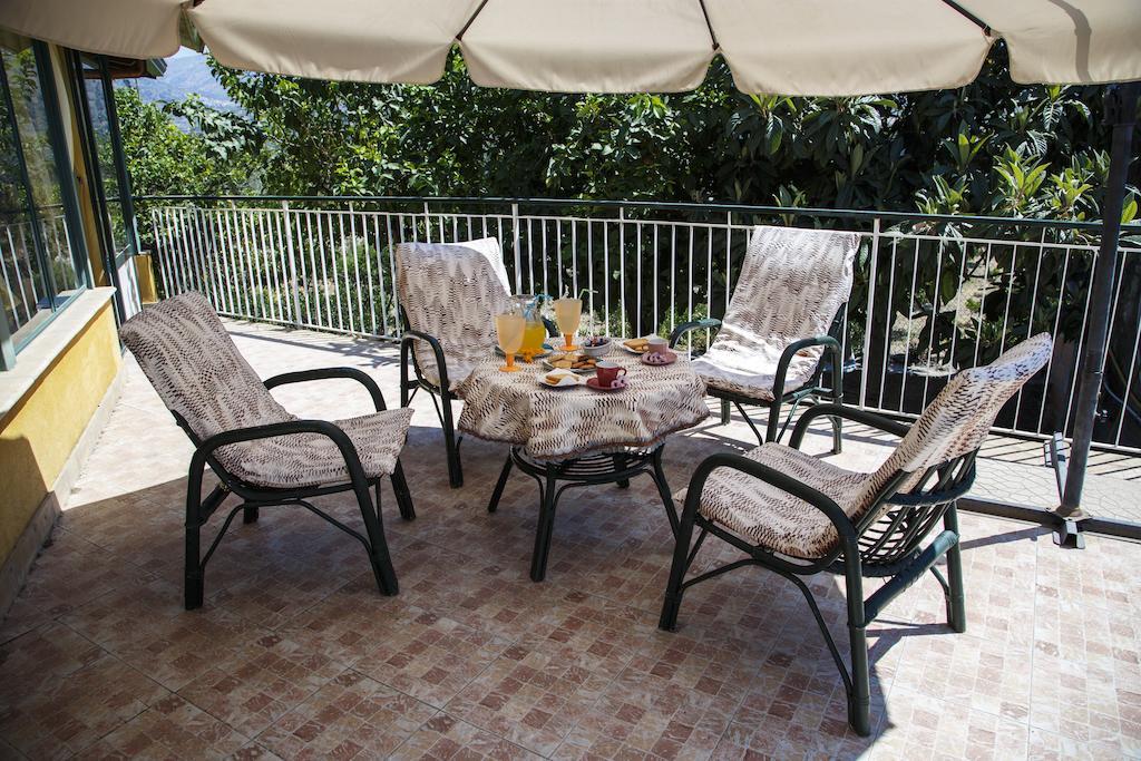 Casa Vacanze Alcantara Gaggi Luaran gambar