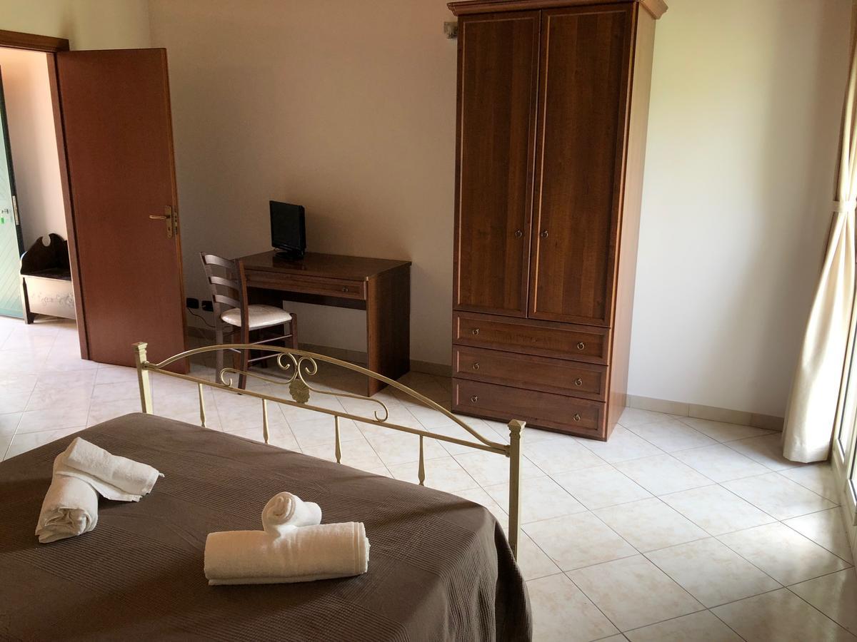 Casa Vacanze Alcantara Gaggi Luaran gambar