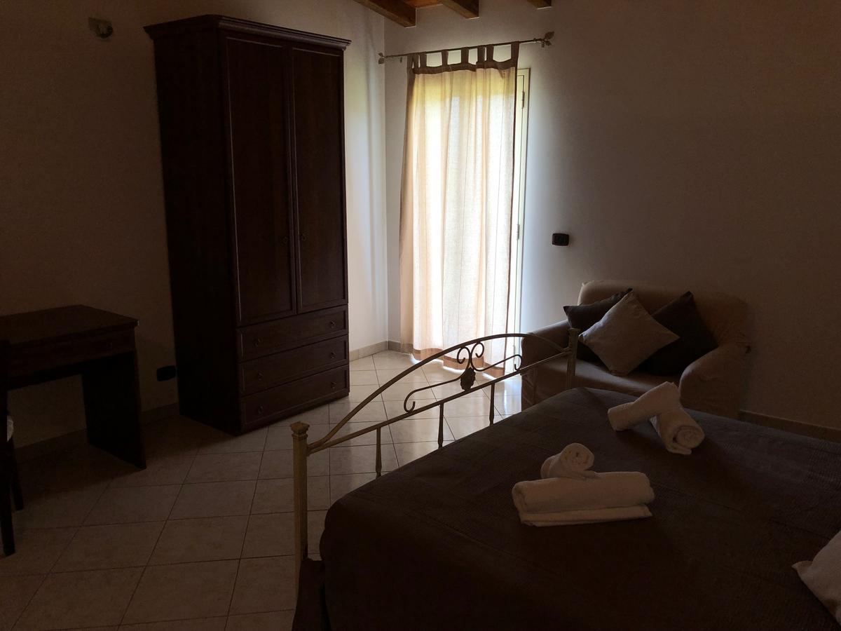 Casa Vacanze Alcantara Gaggi Luaran gambar