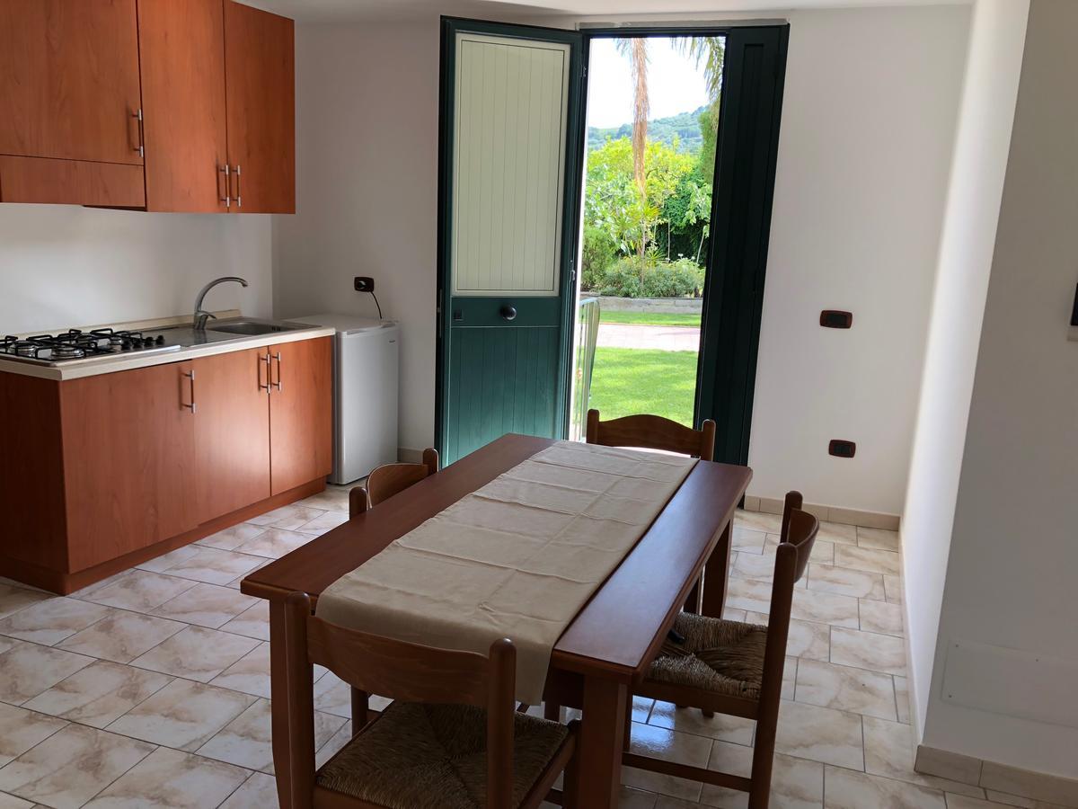 Casa Vacanze Alcantara Gaggi Luaran gambar
