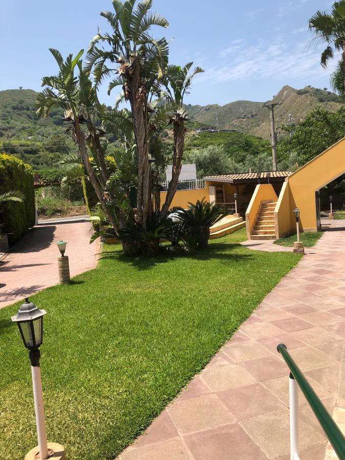 Casa Vacanze Alcantara Gaggi Luaran gambar